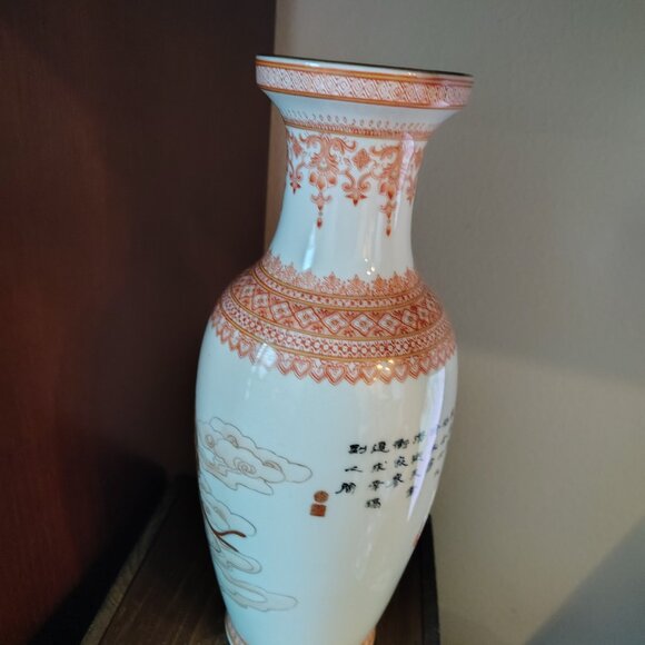 1970’s Chinese porcelain ProC Vases Ladies in a Garden Qianlong Mark - Picture 14 of 15